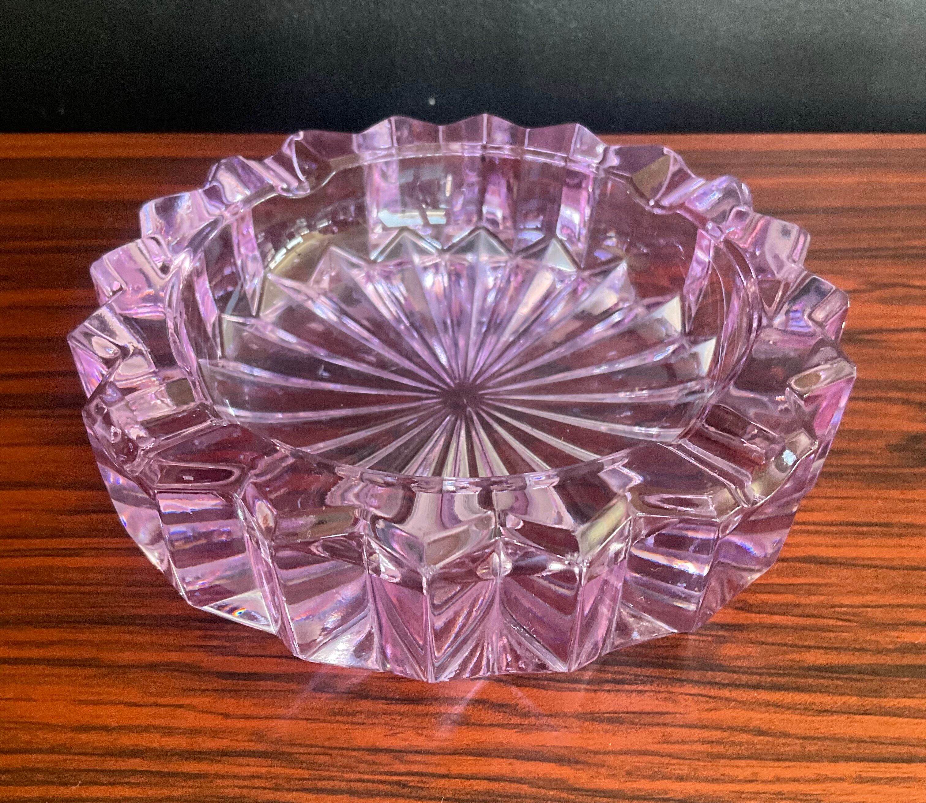 Vintage glass ashtray Alexandrite