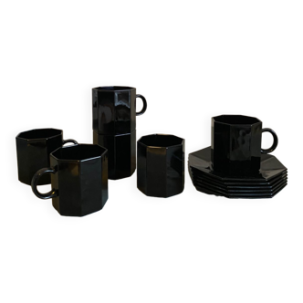 Ensemble de 6 tasses et soucoupes Arcoroc, 1980
