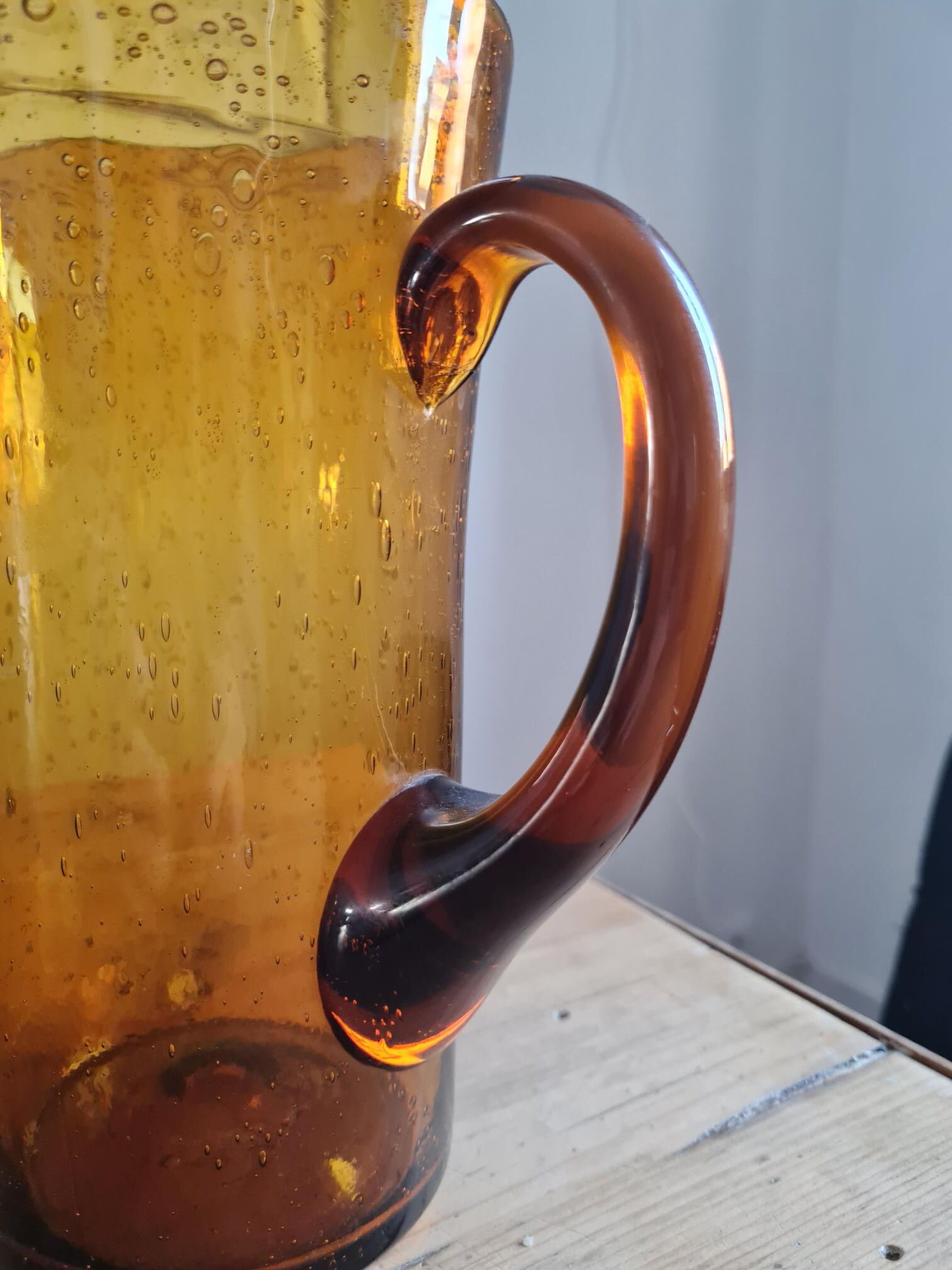 Amber glass decanter from Biot