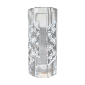 vase aux motifs géométriques,