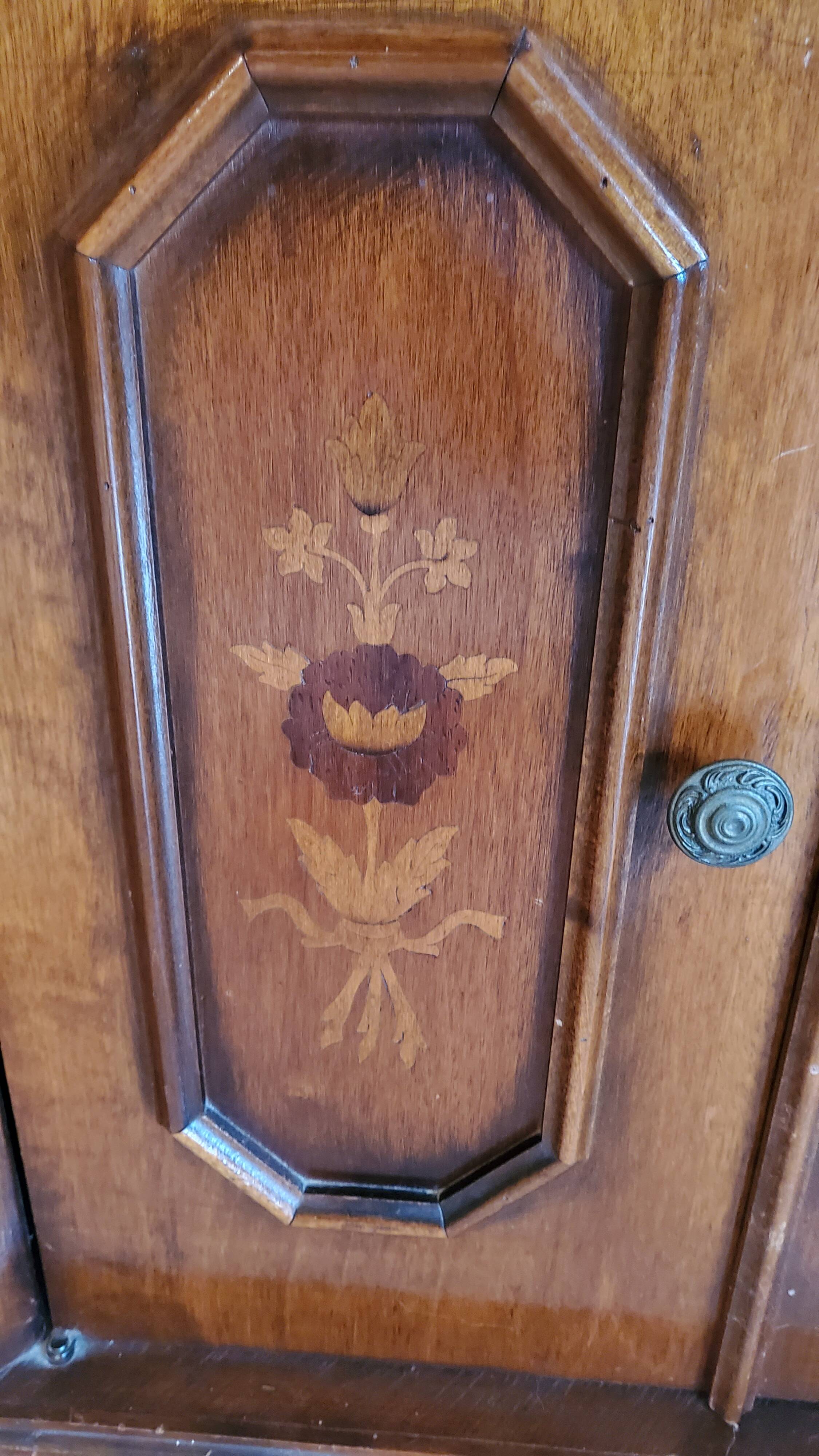 Corner furniture in exotic wood