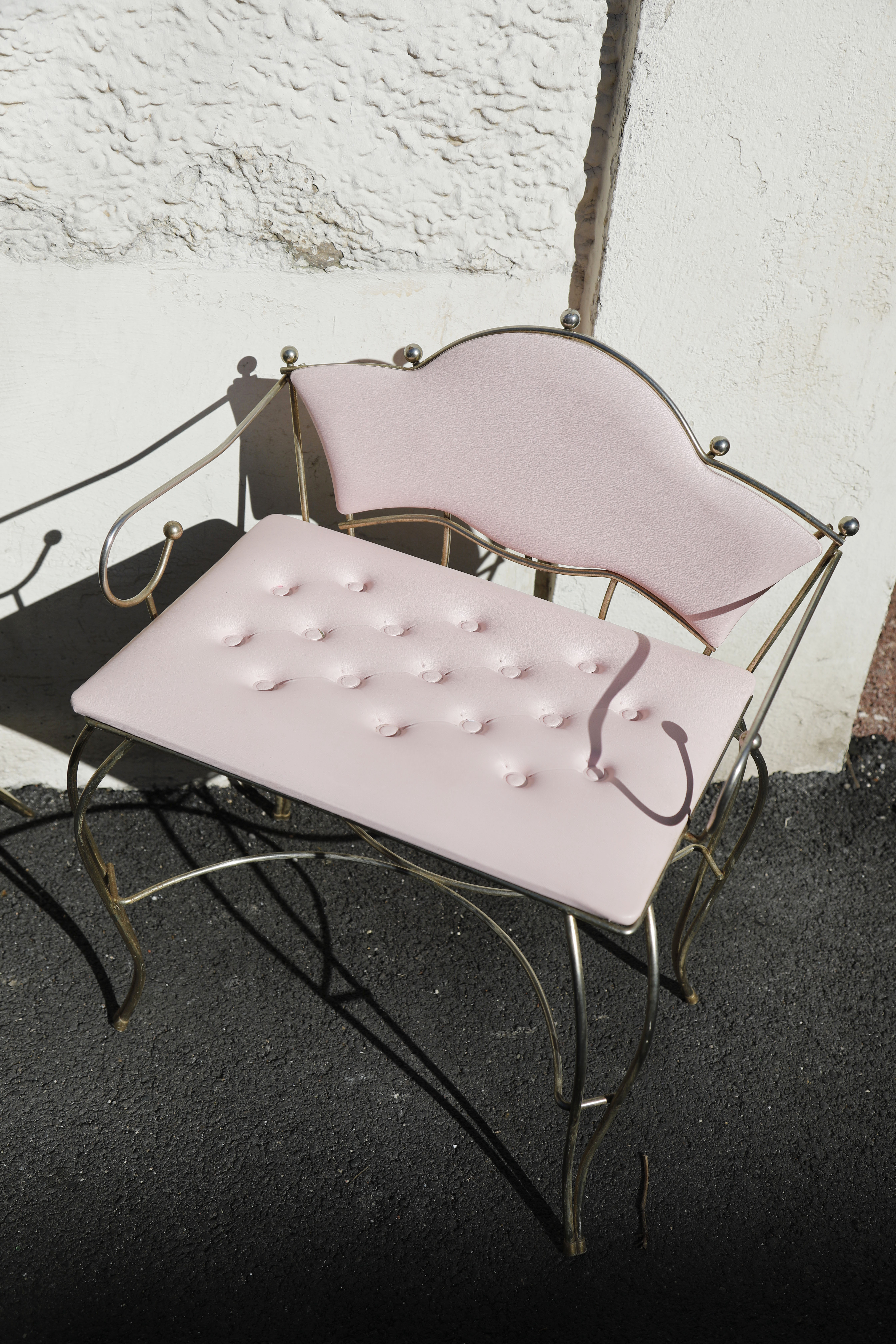 Pink shapeica serving table with chair 1960