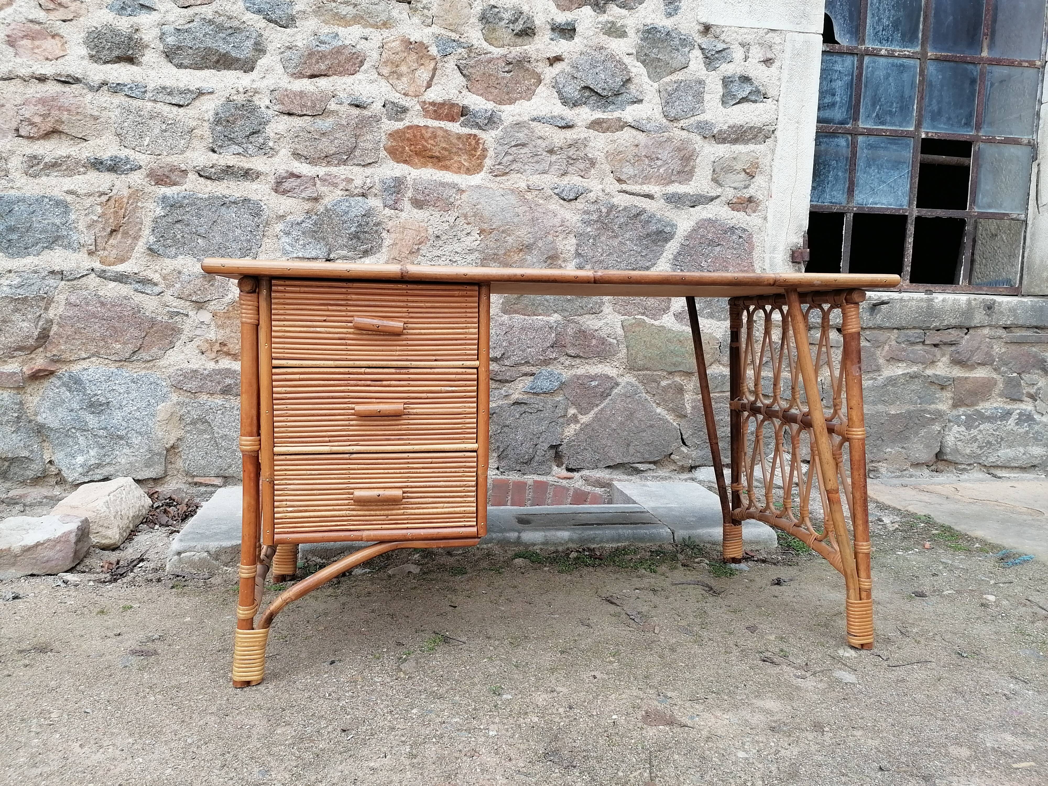 Bureau vintage en rotin et bambou Louis Sognot