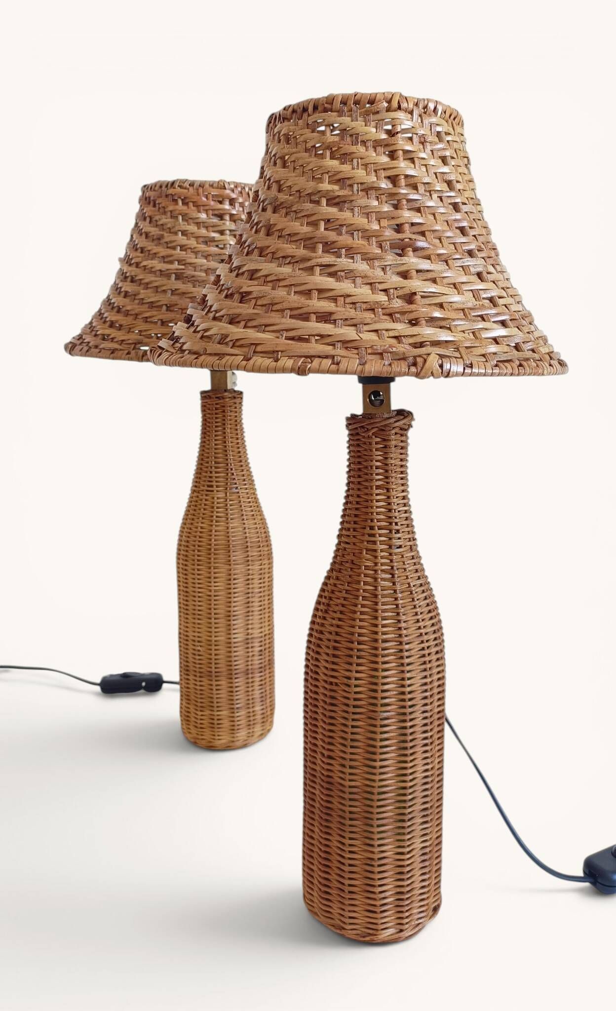 Pair of Table Lamps in Handwoven Wicker and Rattan, France, 1960s