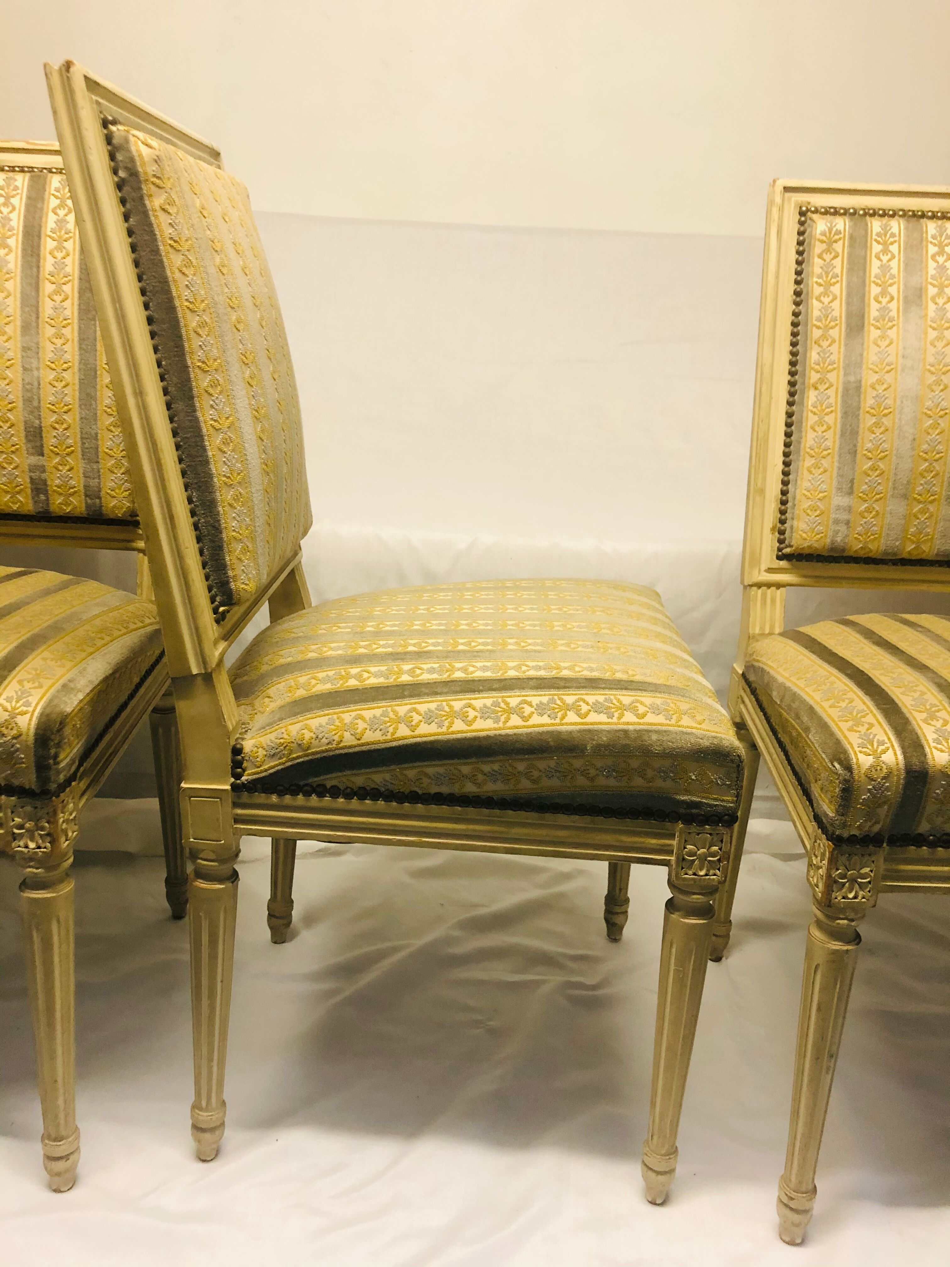 Suite of 4 Louis XVI-style chairs