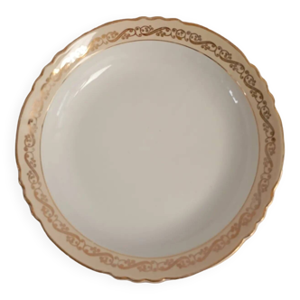 Porcelain soup plate