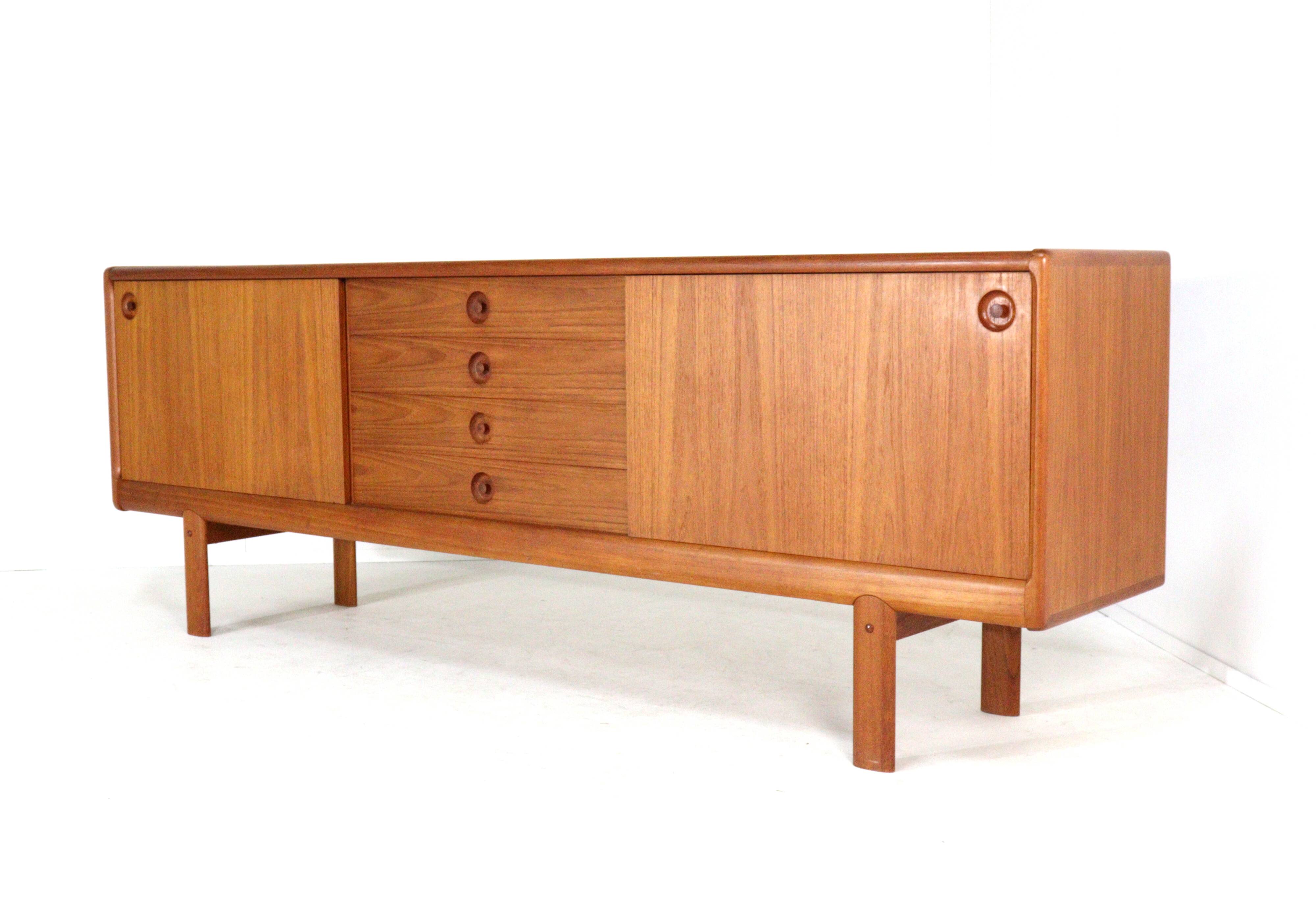 H.W. Klein for Bramin sideboard 'Taastrup' | 225 cm - danish design