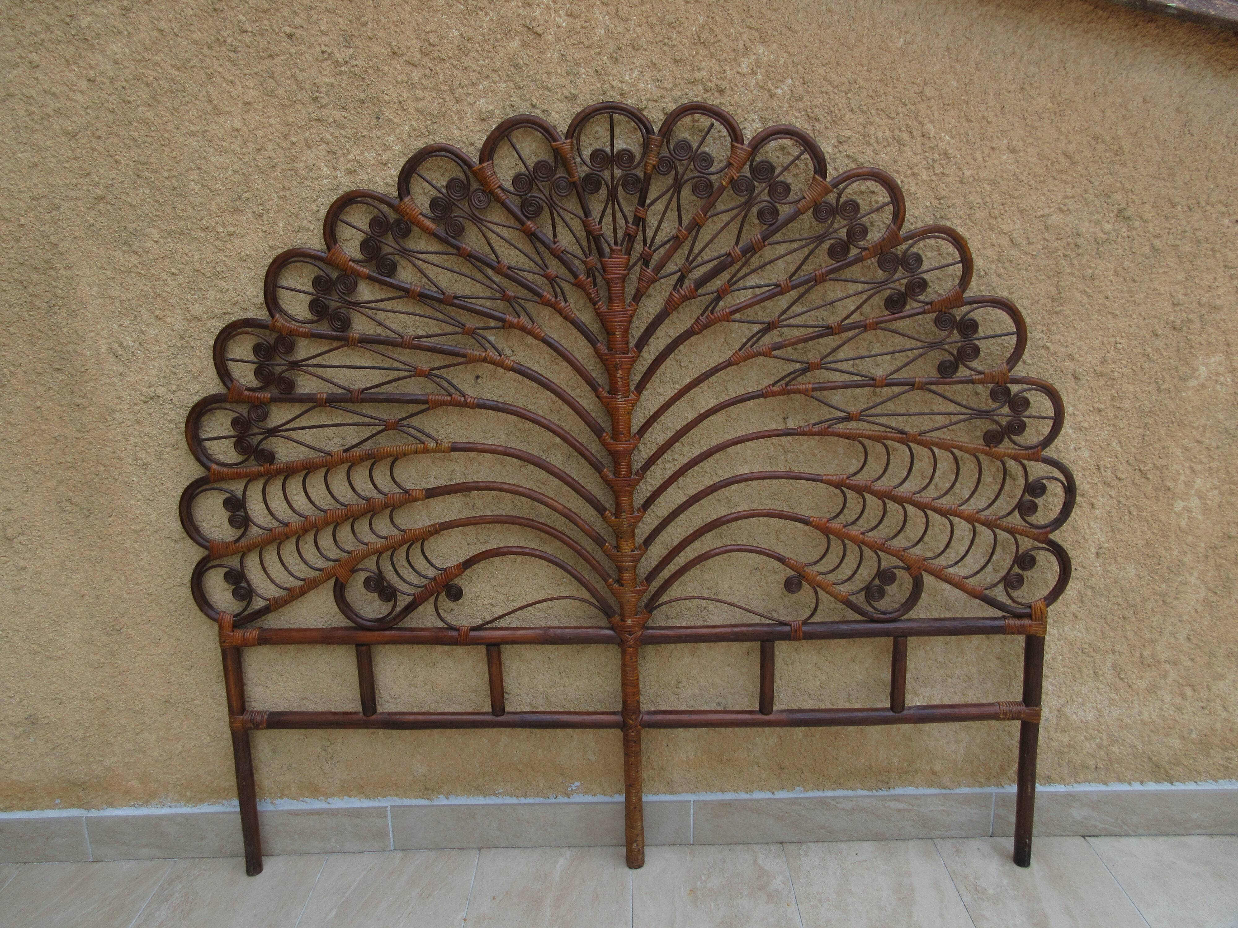 Peacock headboard 158 cm