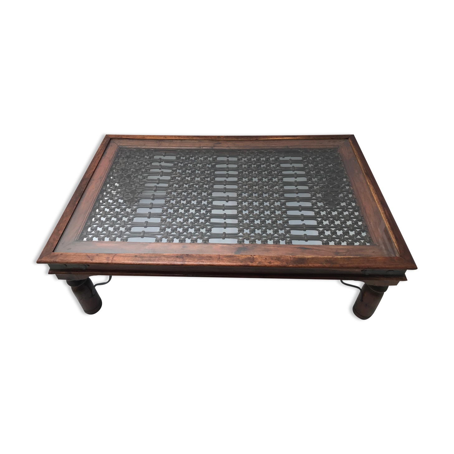 Tray coffee table decorated with a wrought iron trellis from 60-70