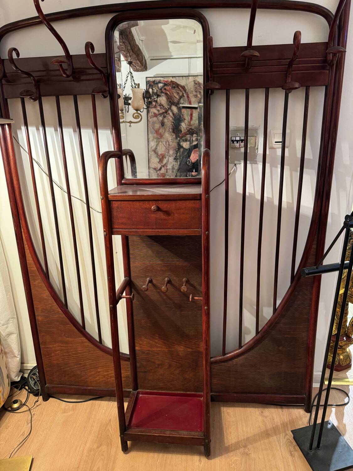 Thonet Art Wall Coat Rack