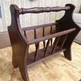 Magazine holder