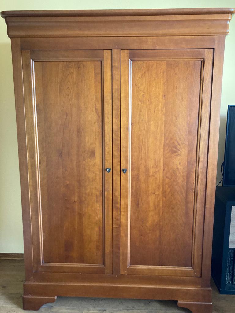 Cabinet 2 doors in Cherry Solid style Louis Philippe