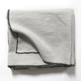 Chalk linen tablecloth and towels