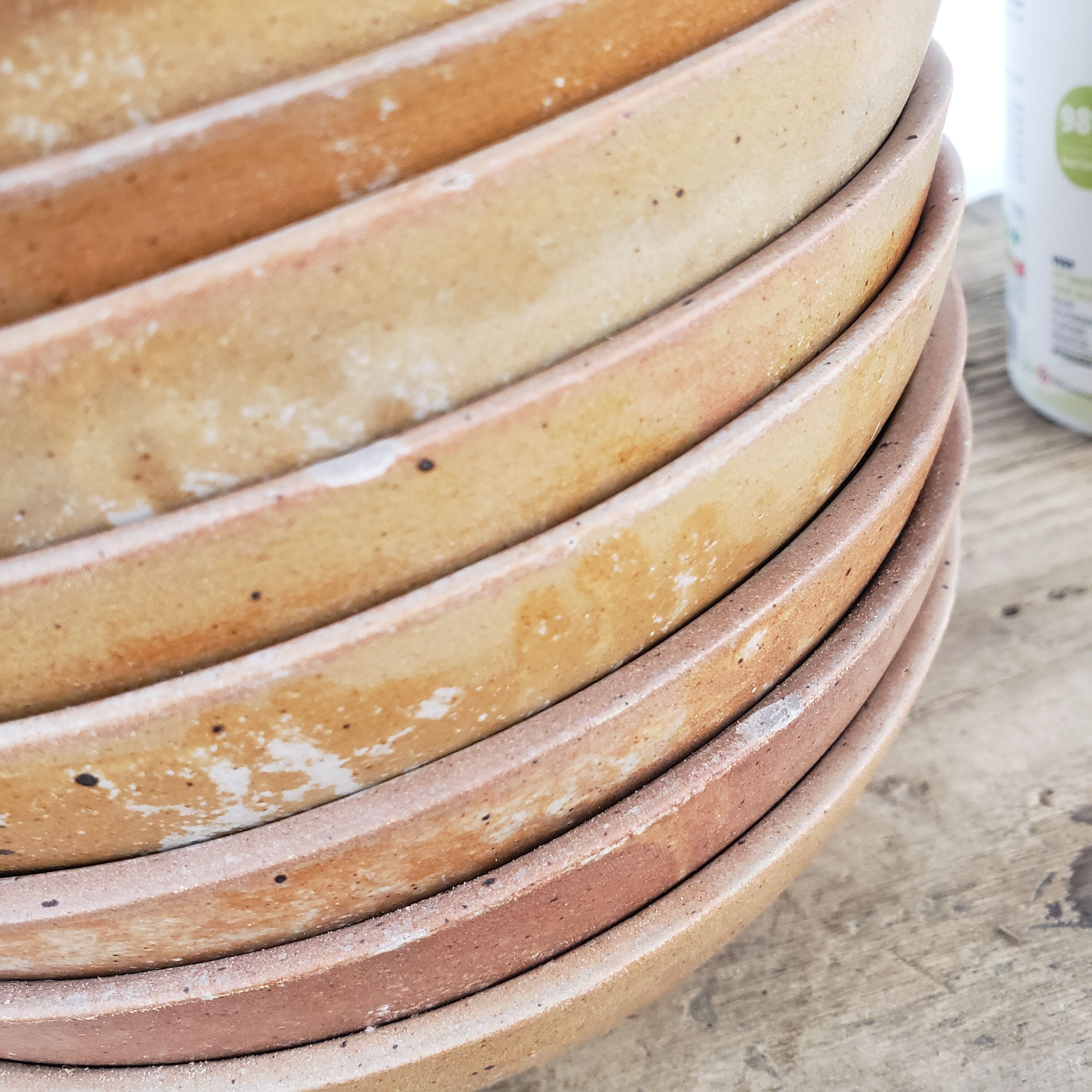 Hollow plates in sandstone x8