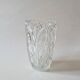 Vase en verre ciselé