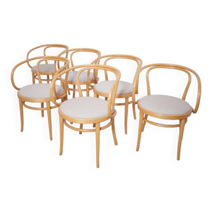 fauteuils 209 de thonet,