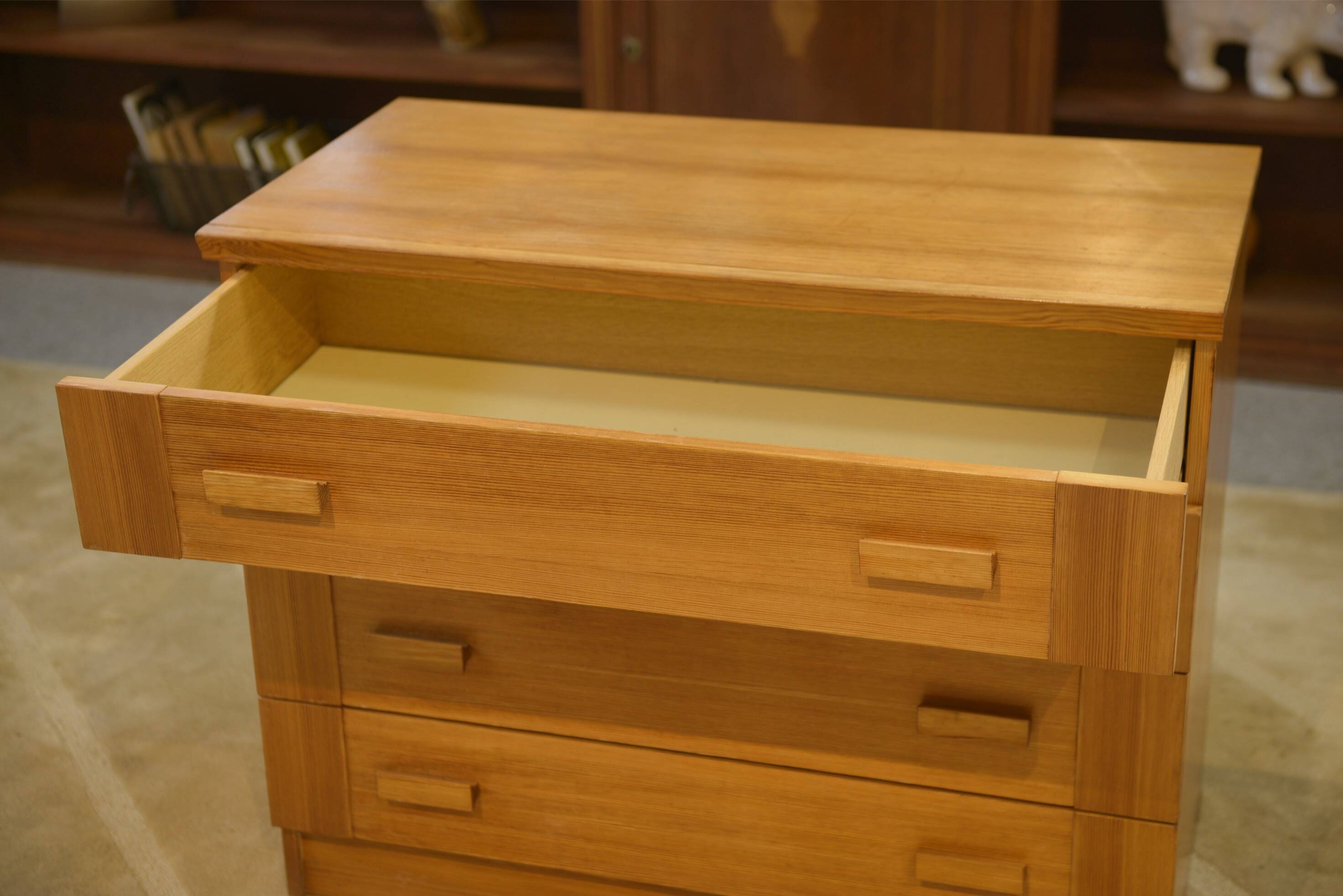 Commode en placage de pin des années 1980