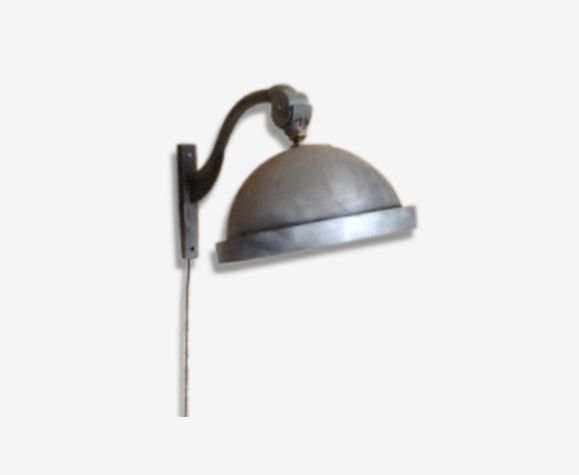 Lampe sur potence , éclairage urbain de Paris