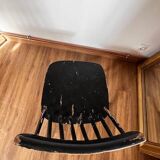 Black fanett type chair