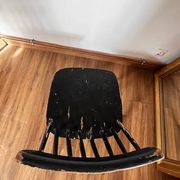 Chaise noire type fanett