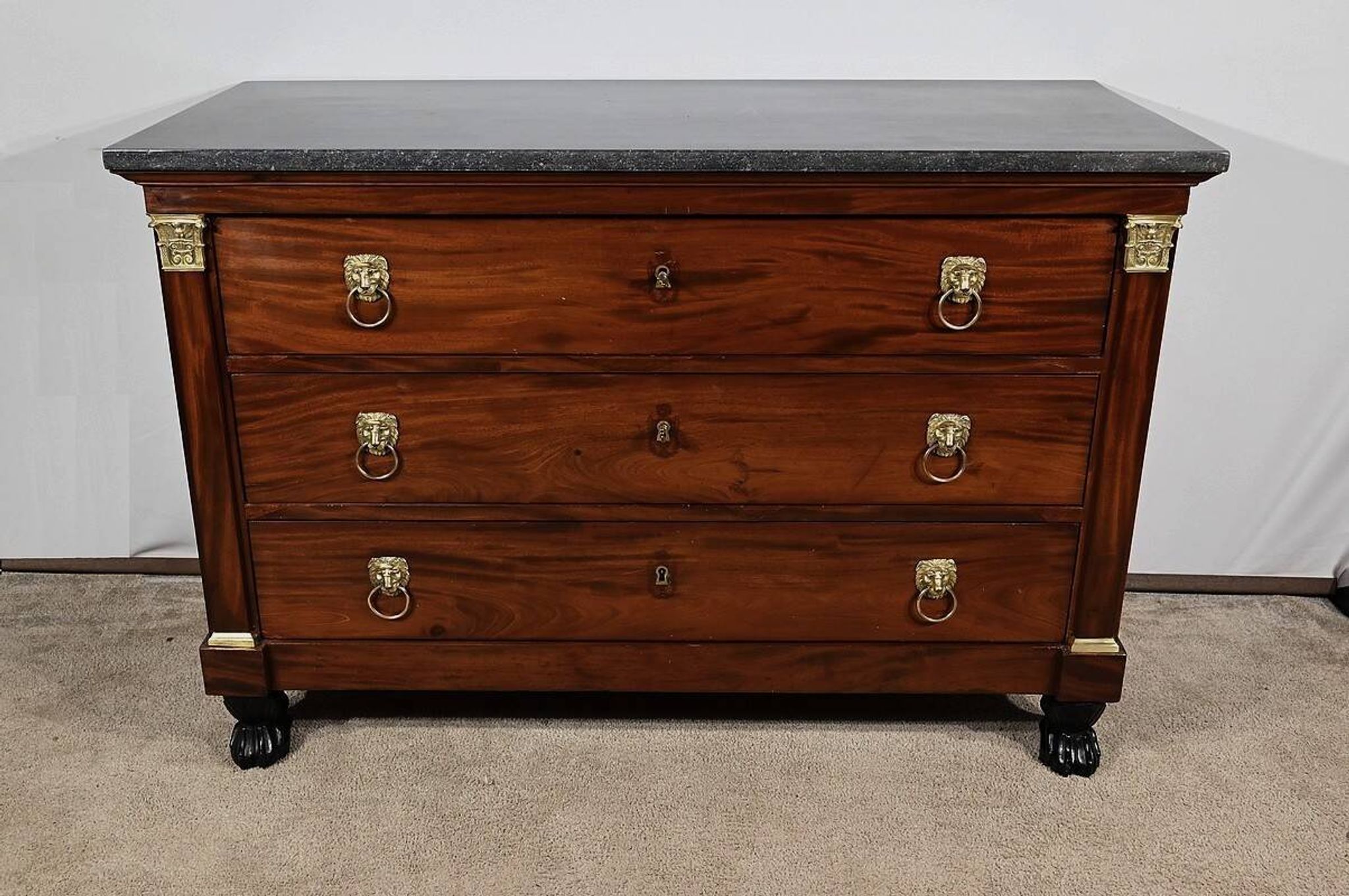 Commode en acajou, époque « Retour d’Égypte », début XIXème
