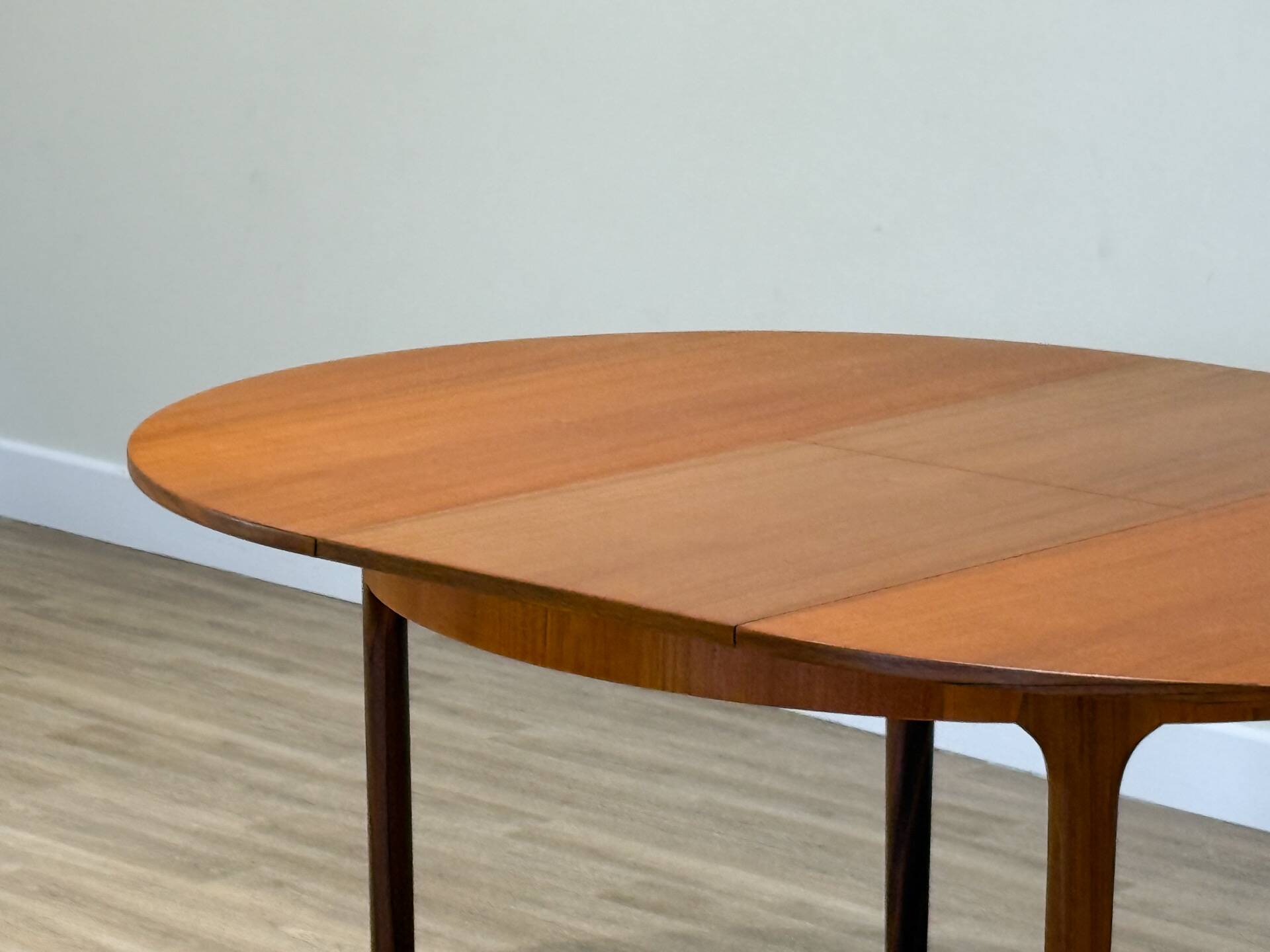 McIntosh Dunvegan Teak Dining Set – Round Extending Table & 4 Chairs (1960s