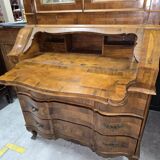 Important secretary desk in Venetian style, Louis XV, made of marquetry walnut.