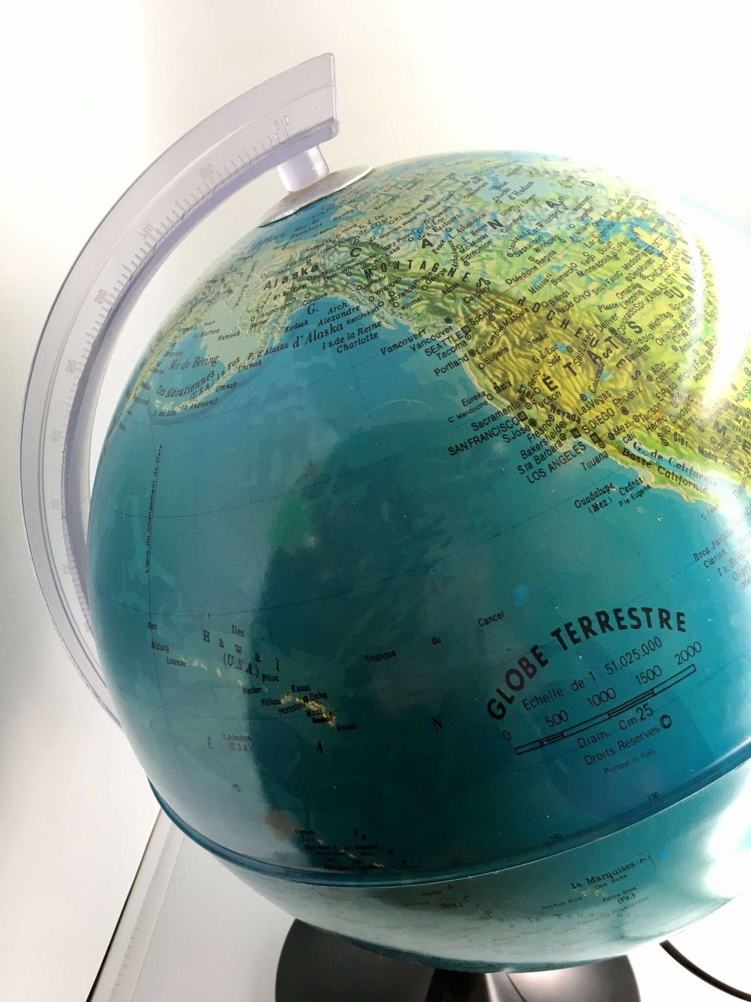 Globe earth light vintage