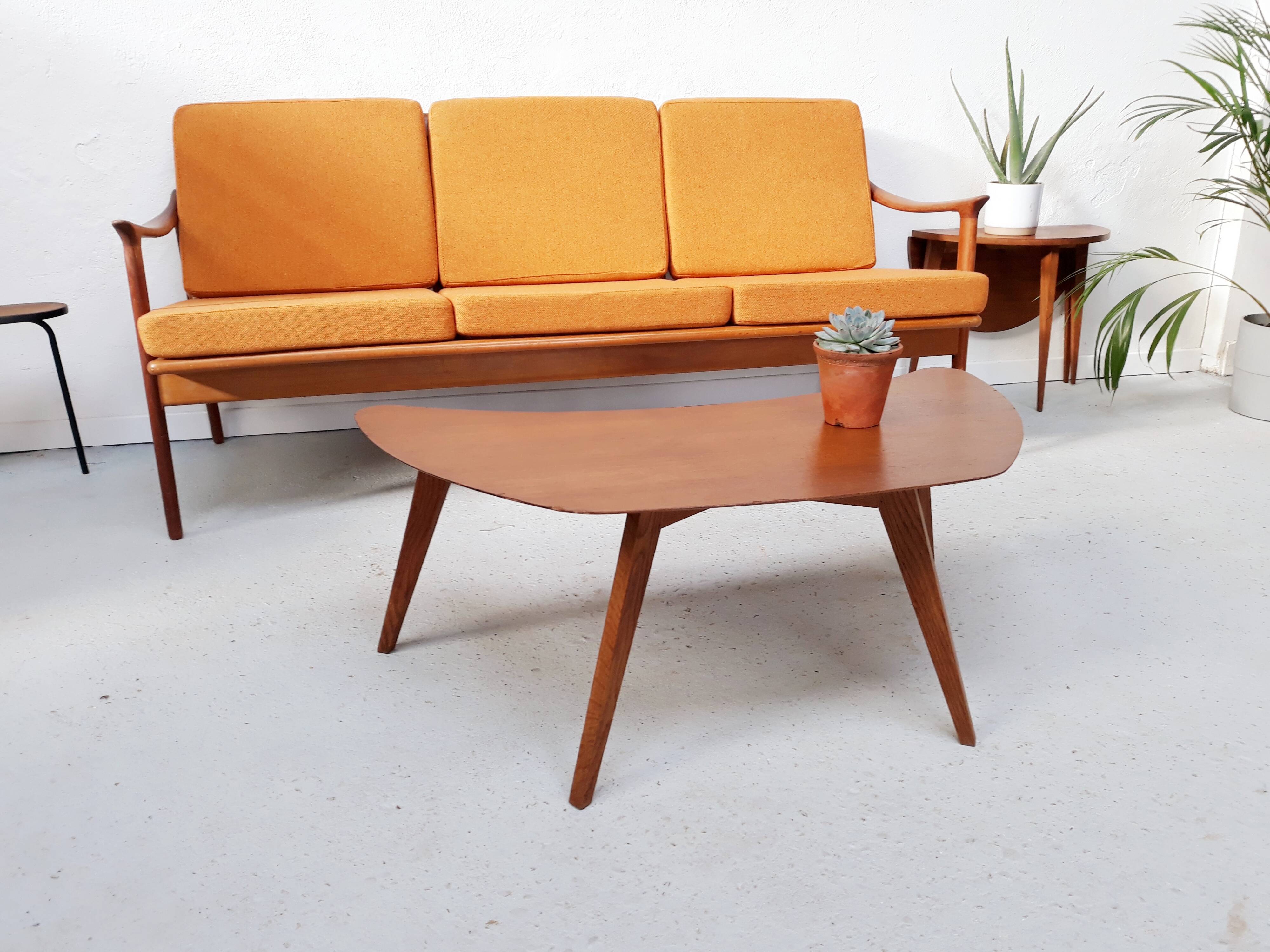 Table basse vintage haricot