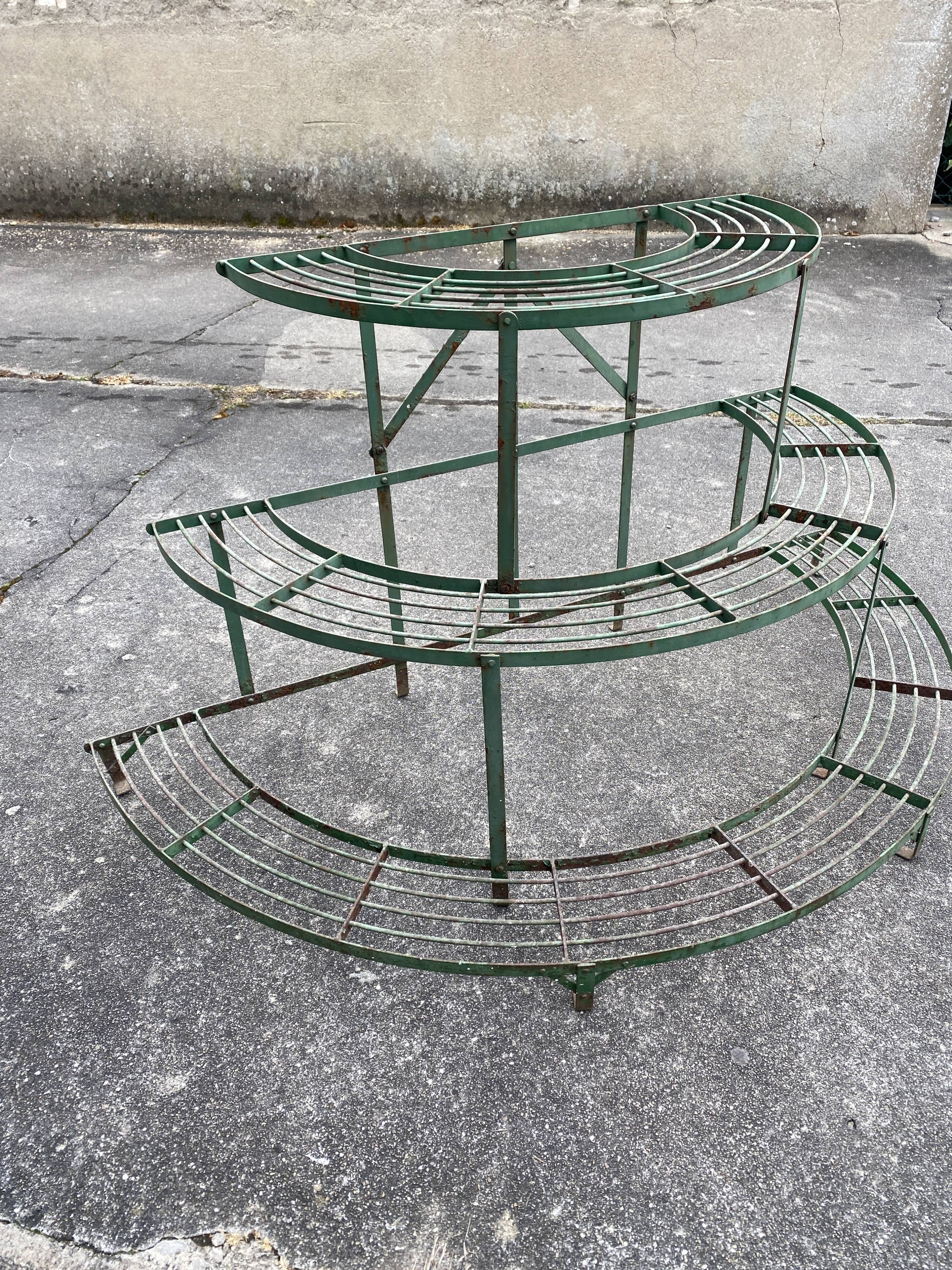 Plant holder half moon year 50 florist