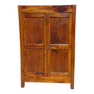Armoire Louis Philippe en orme massif
