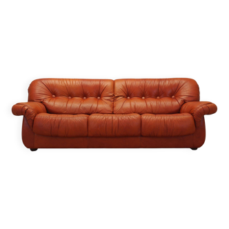 Red leather sofa, Italian design, 1970s, manufacturer: PelleRossi