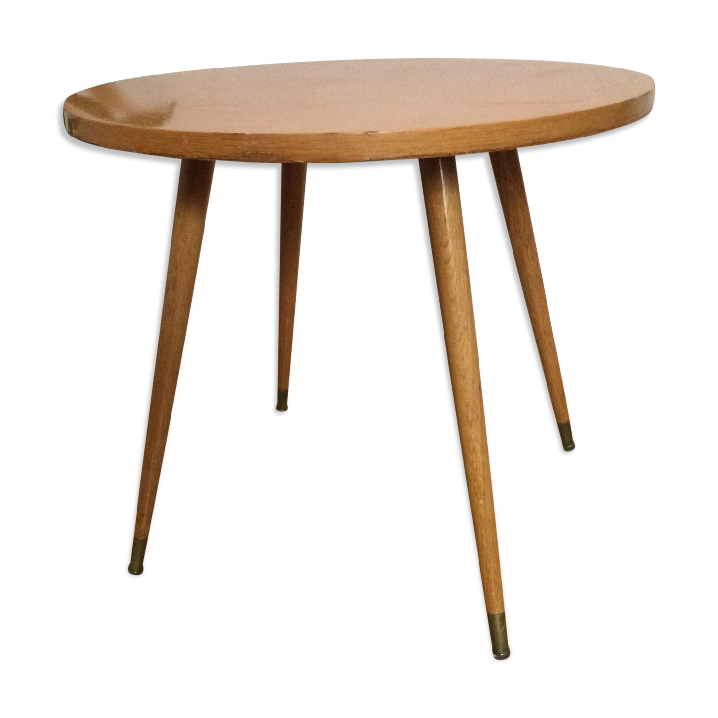 Scandinavian coffee table compass feet