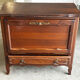 Petite commode en chêne à abattant – Mid-Century