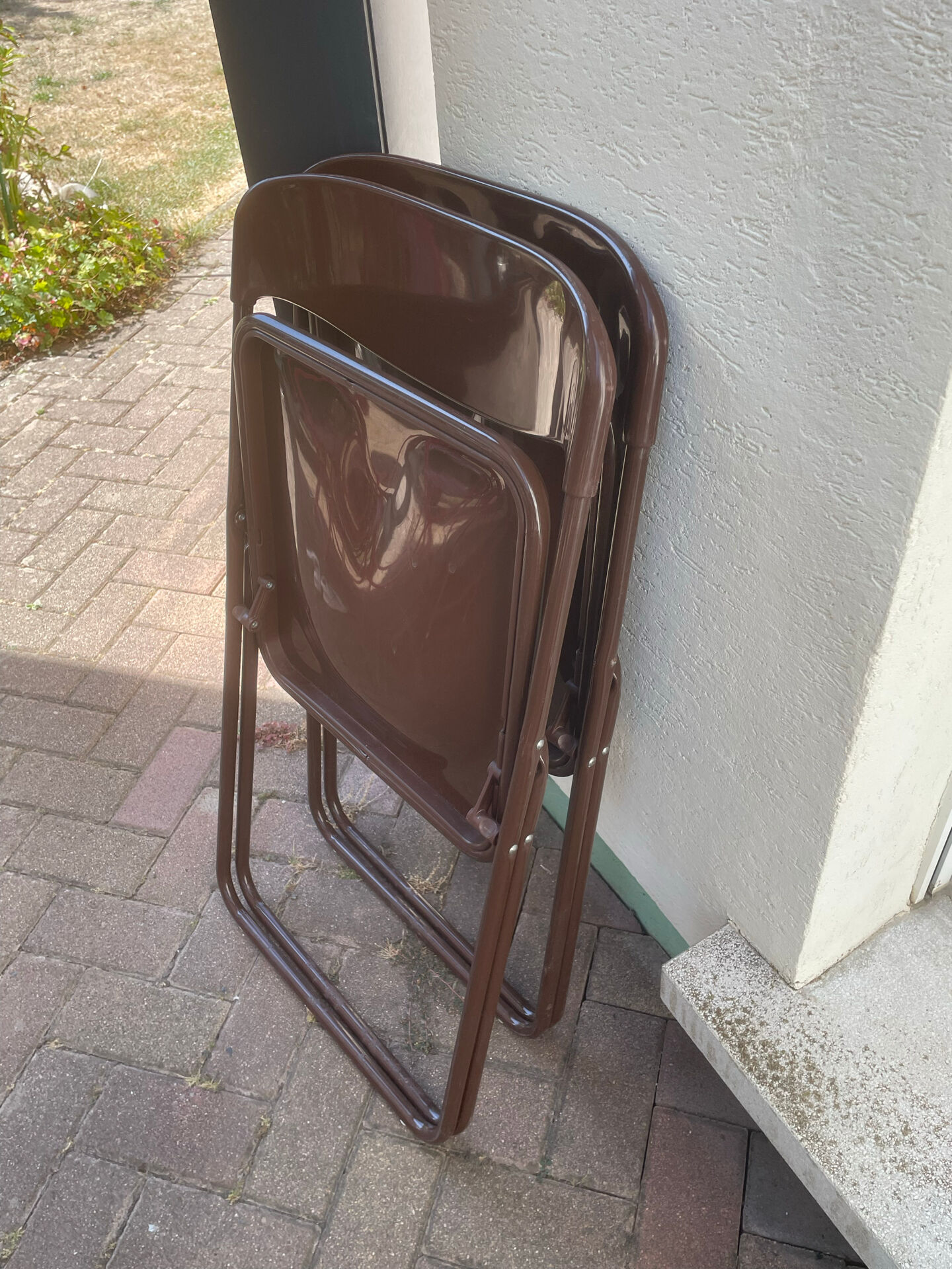 2 designer chairs from the 70s, Italy