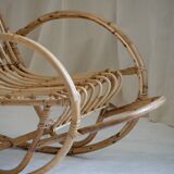 Rocking chair en rotin vintage