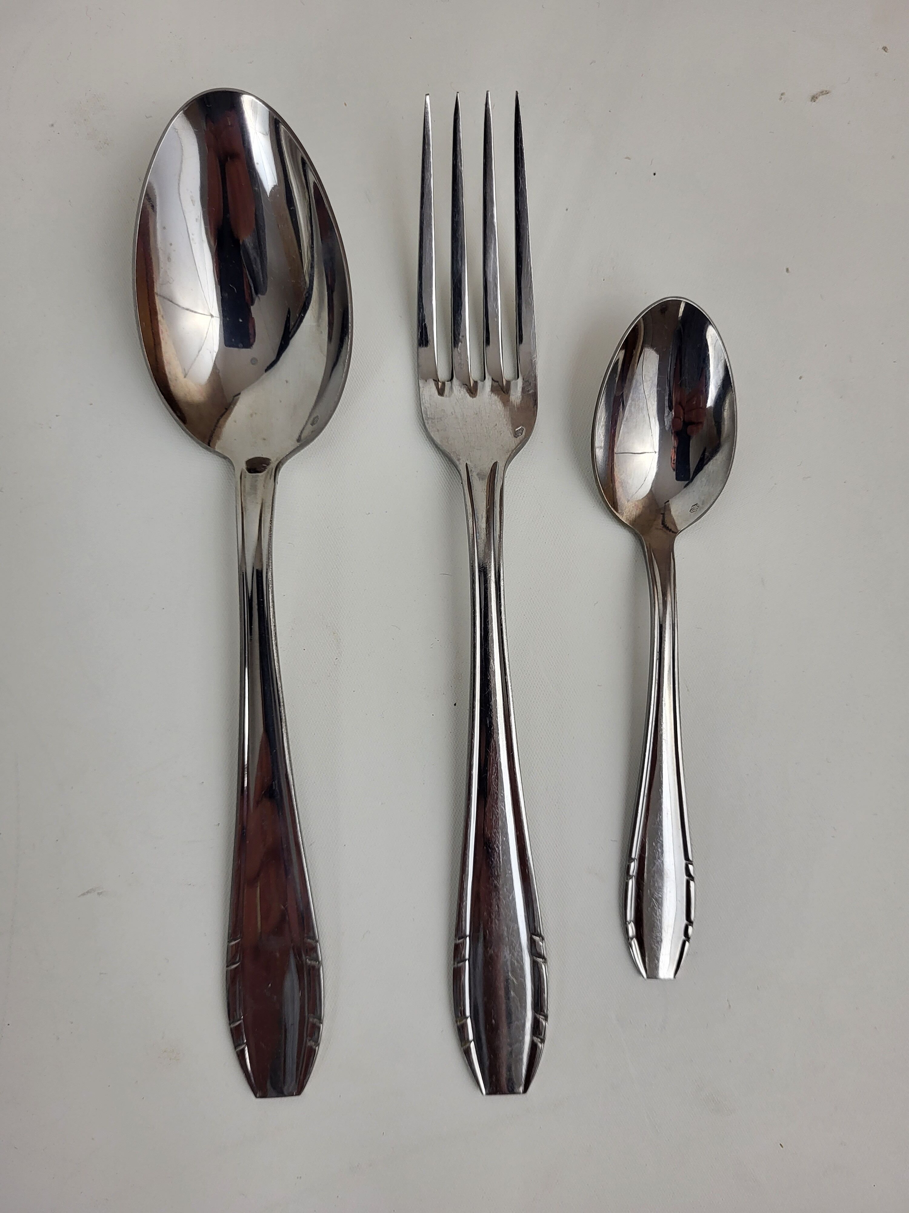 Housewife 37 pieces in stainless steel