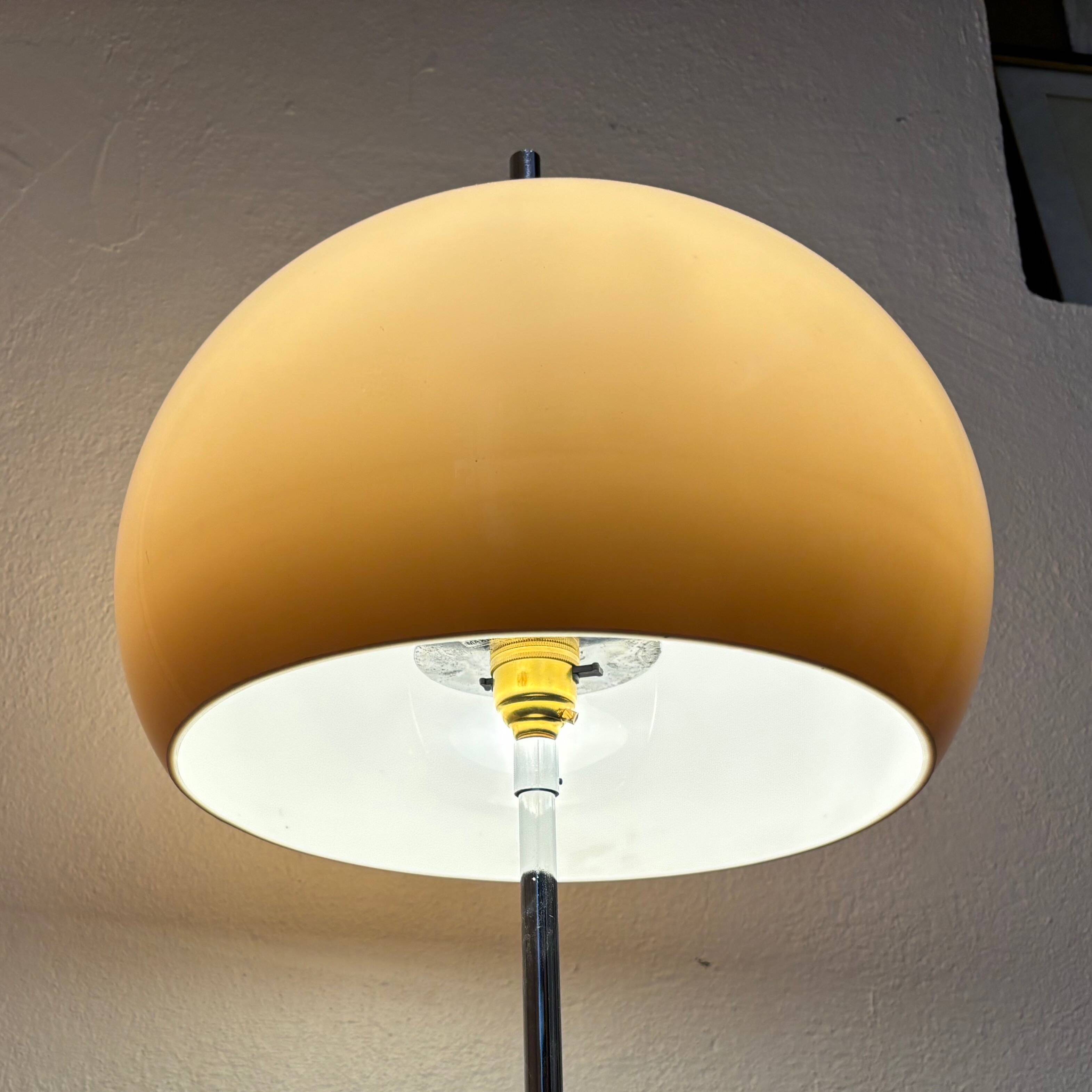 70s table lamp