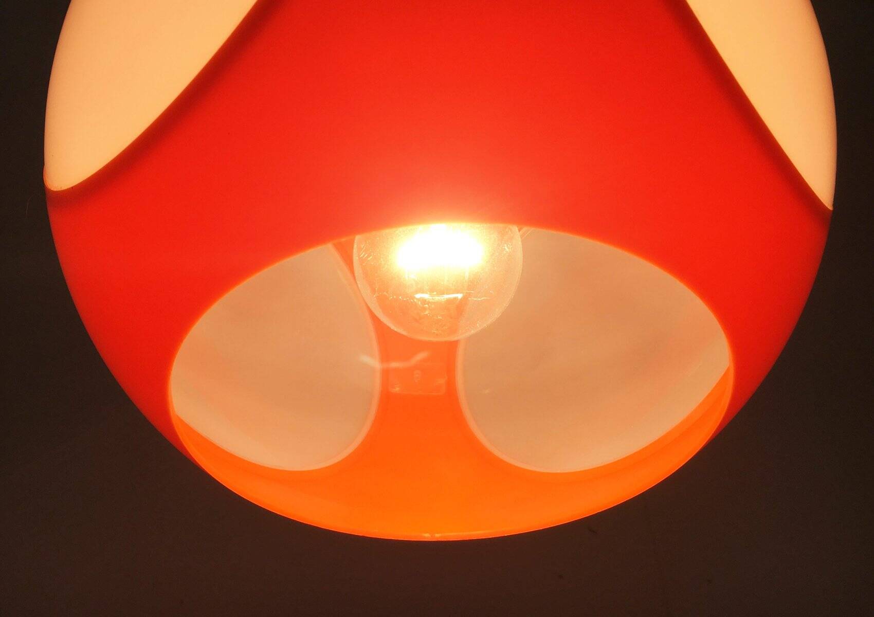 Vintage UFO lamp from the space age attributed to Luigi Colani.