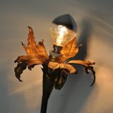 "Fleur de lys" wall light by Ferro Arte, metal and gold leaf, Spain, 1970