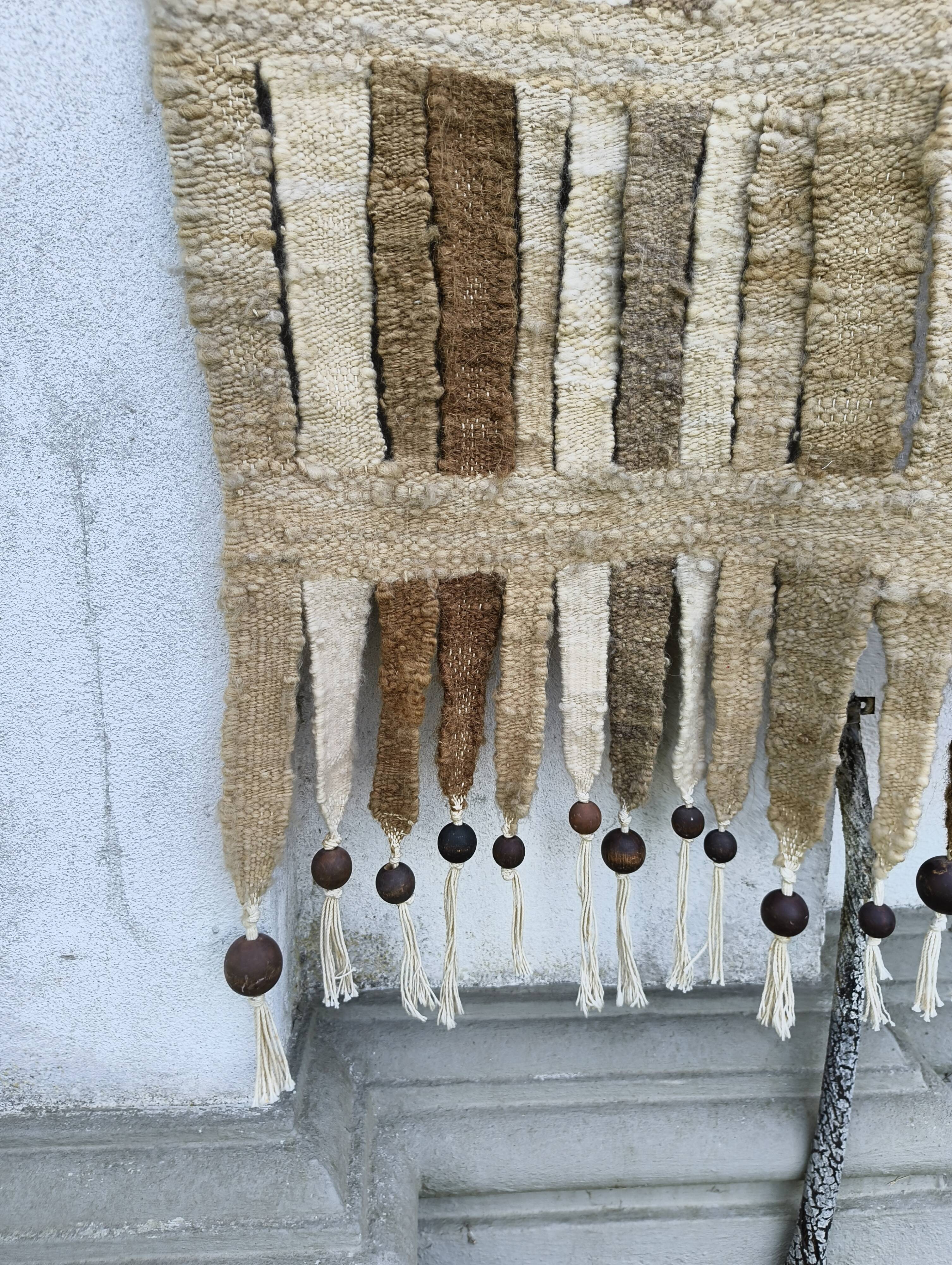 wall carpet in wool from the 70s