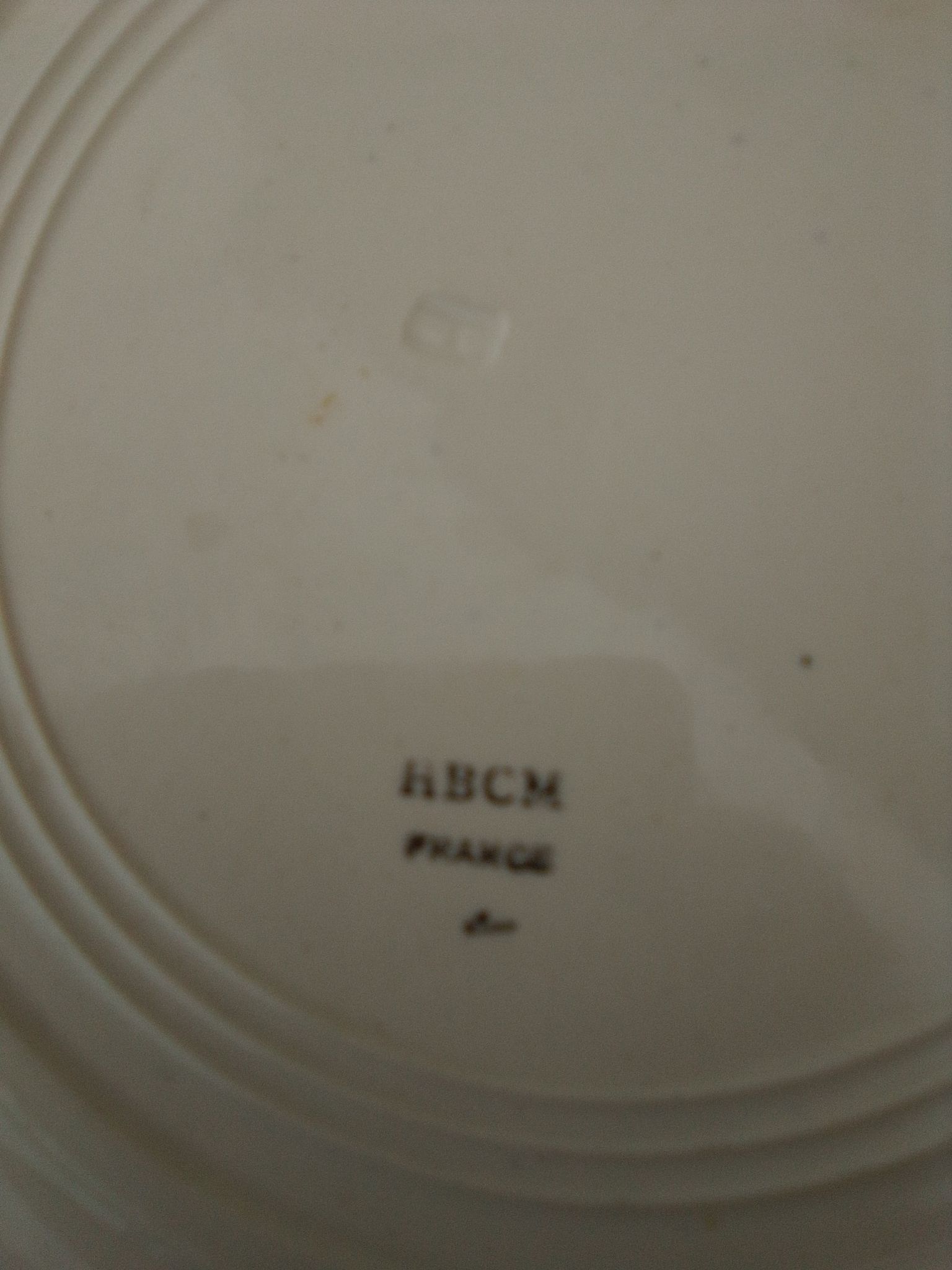 6 assiettes en faïence HBCM Creil et Montereau diam 23 cm