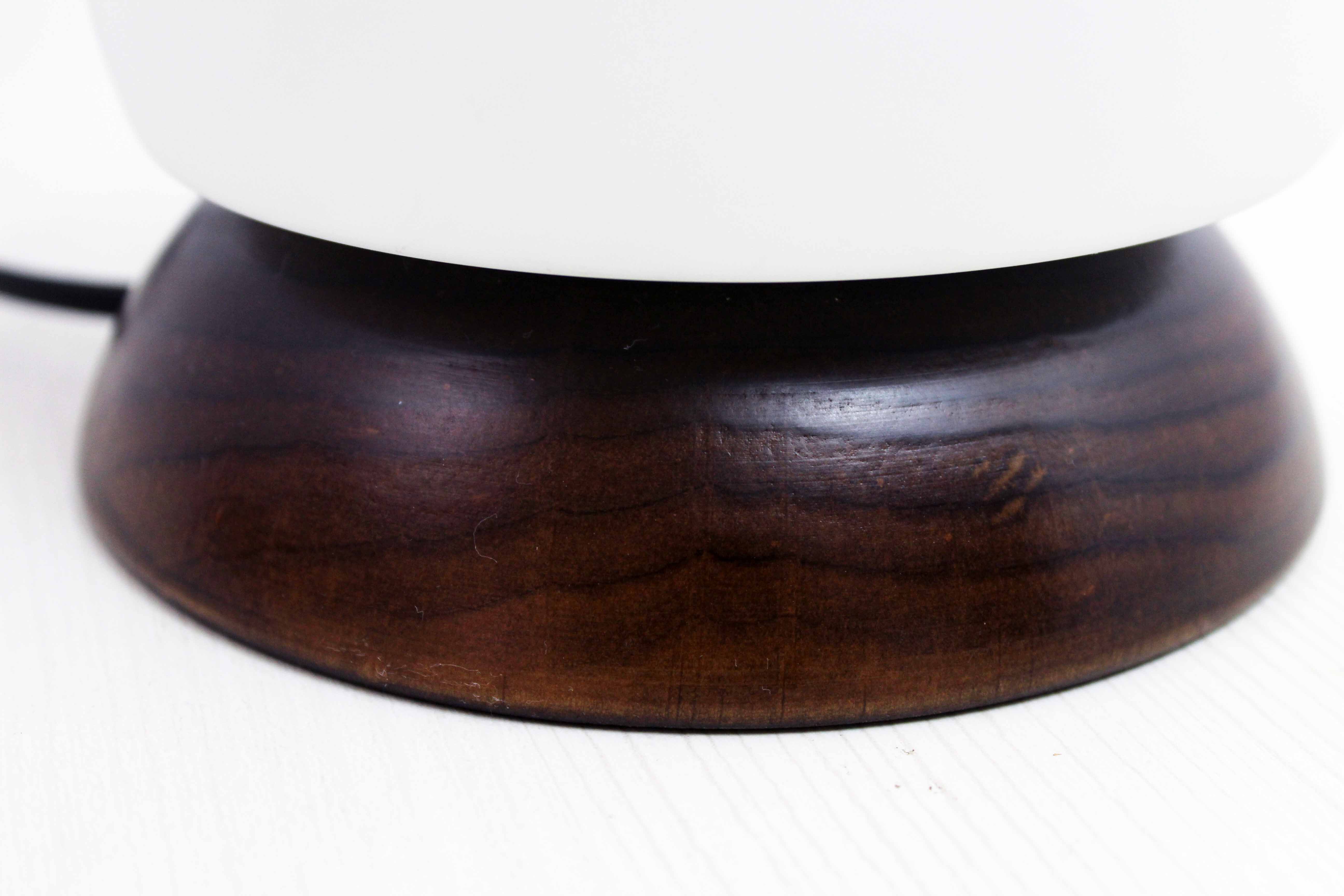 Mushroom lamp in wood and opaline glass