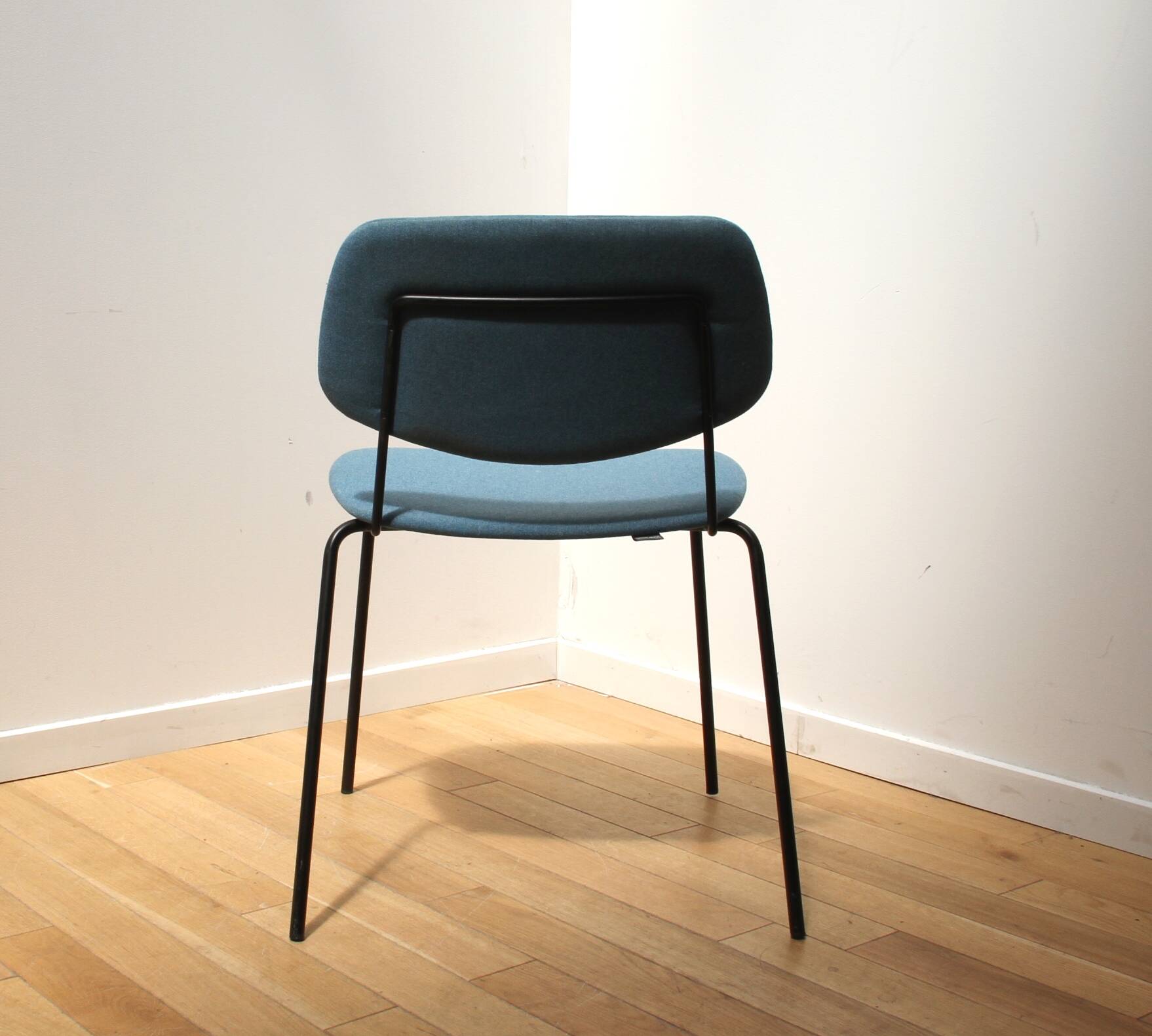 Pair of Doll 559 chairs, Billiani