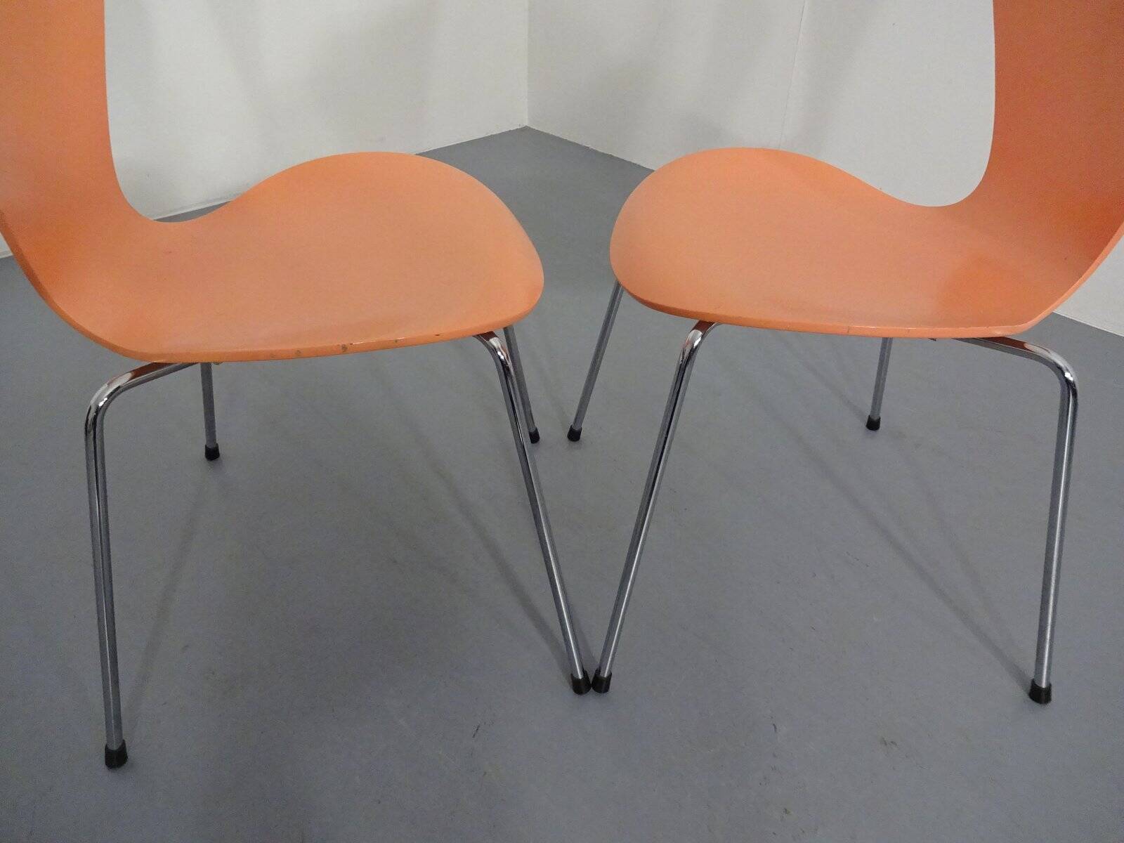Danish 3107 Chairs by Arne Jacobsen for Fritz Hansen, 1994, Set of 2