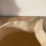 Pot à lait en faïence de Sarreguemines ivoire