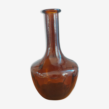 Carafe en verre teinté marron