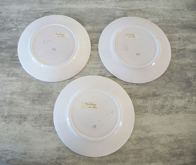 3 old majolica plates from montelupo signature hand decor