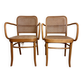 Vintage Prague n°811 armchairs / Design by Josef Hoffmann for Thonet