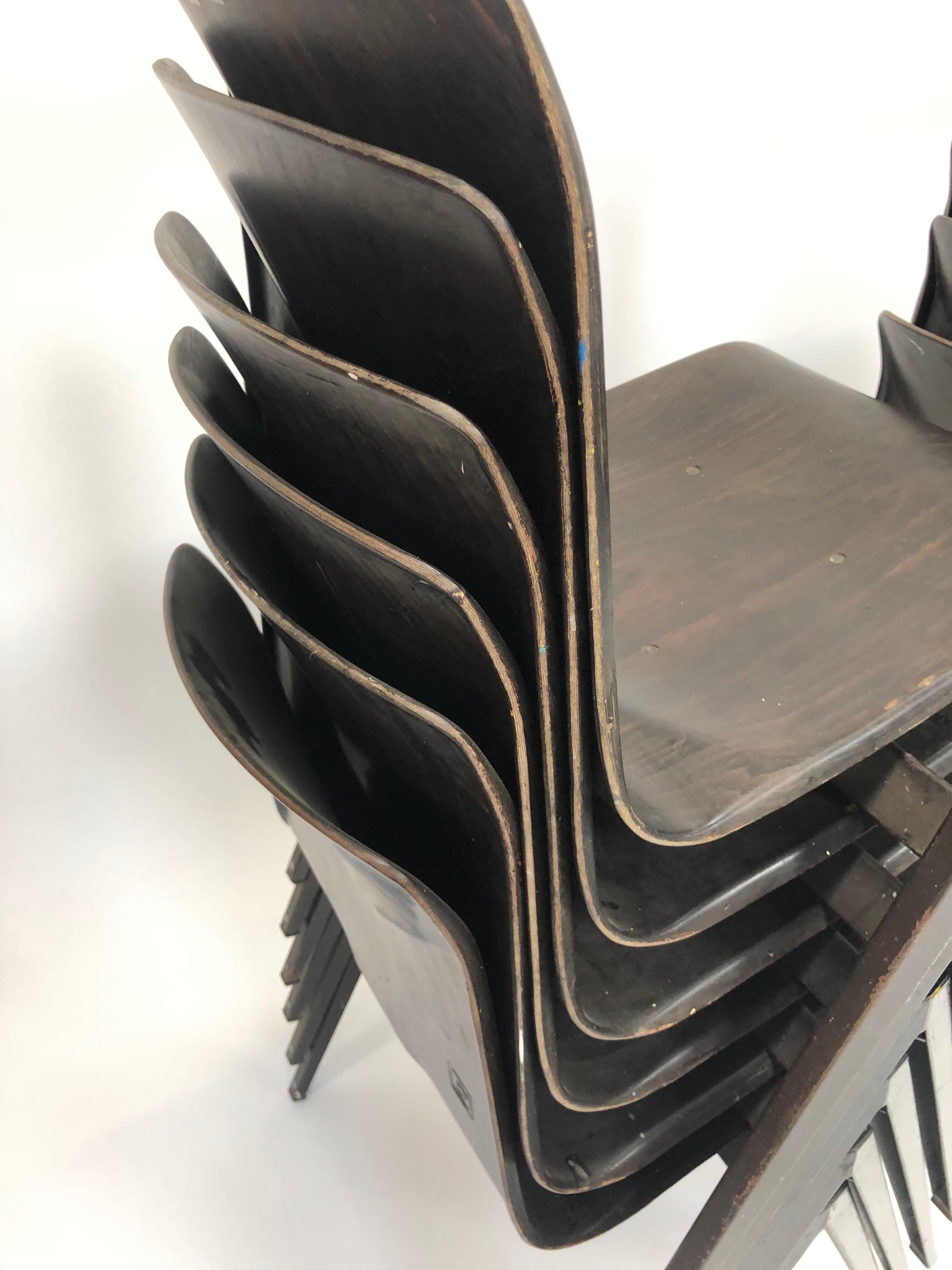 Pagholz Galvanitas S22 stackable school chair